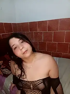 Snapshot of Cloe_mateo chatting on 11/12/25, 12:33 Cloe mateo online show from 11/12/25, 12:33