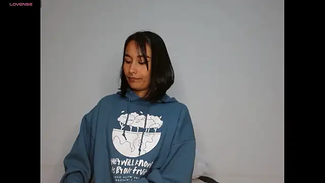 Gia Lee online show from 01/18/26, 03:10