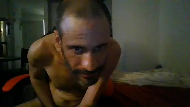 Snapshot of IdenticalOunce31 chatting on 06/09/26, 02:34 IdenticalOunce31 online show from 06/09/26, 02:34
