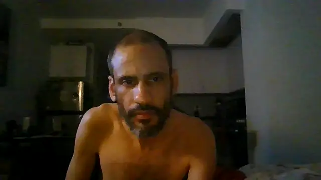 Snapshot of IdenticalOunce31 chatting on 06/11/26, 07:50 IdenticalOunce31 online show from 06/11/26, 07:50