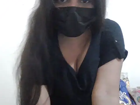 Little toy girl online show from 04/28/26, 05:56