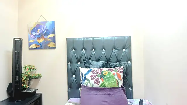 Toxicfantasy4u online show from 12/03/25, 05:33