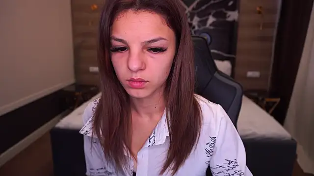 Snapshot of AnitaBambie chatting on 10/10/25, 05:39 AnitaBambie online show from 10/10/25, 05:39