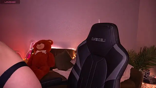 Snapshot of AnitaBambie chatting on 02/11/26, 07:13 AnitaBambie online show from 02/11/26, 07:13