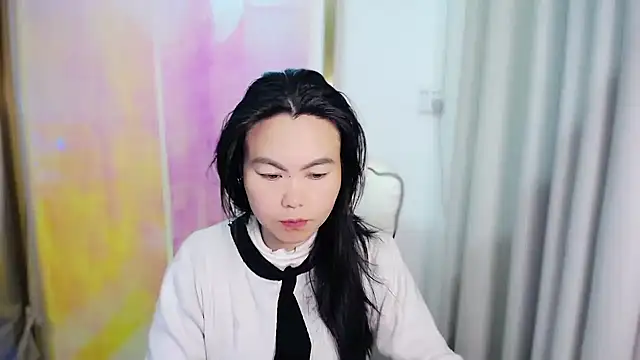 Snapshot of KateCondon chatting on 02/11/26, 01:10 KateCondon online show from 02/11/26, 01:10