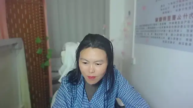 Snapshot of KateCondon chatting on 03/23/26, 11:14 KateCondon online show from 03/23/26, 11:14