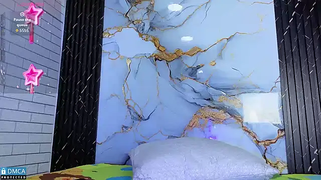 nena cupcake  online show from 10/22/25, 11:10