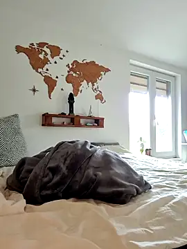 Snapshot of 6incheswannacum chatting on 03/31/26, 12:27 6incheswannacum online show from 03/31/26, 12:27