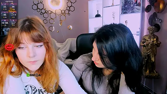 lola sun12 online show from 11/26/25, 09:16