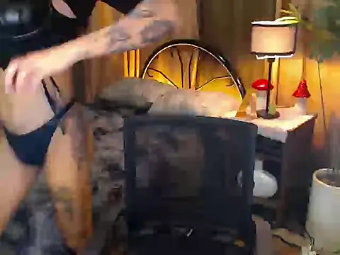 WILDROXIE online show from 09/18/25, 10:34