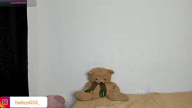 HaileyDuke online show from 06/20/26, 03:20