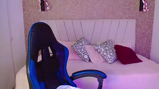 Amaranta carey online show from 11/26/25, 12:11