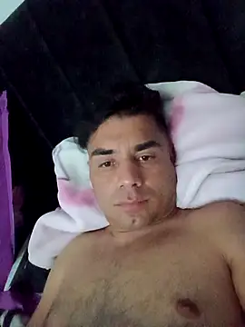 Snapshot of Ffeenniizz chatting on 02/08/26, 05:33 Ffeenniizz online show from 02/08/26, 05:33