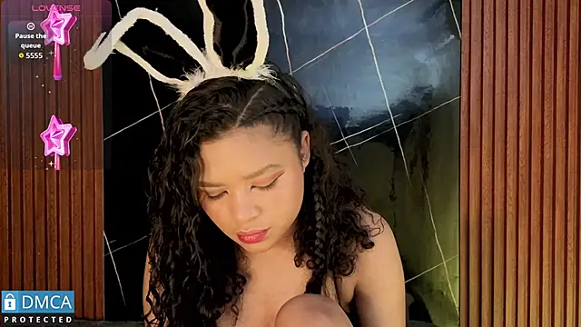 leidy morales  online show from 11/20/25, 10:59