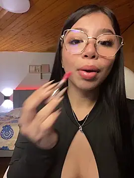 Maddy Piink online show from 11/27/25, 08:55