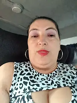 Snapshot of lina_maria99 chatting on 02/03/26, 02:44 lina maria99 online show from 02/03/26, 02:44