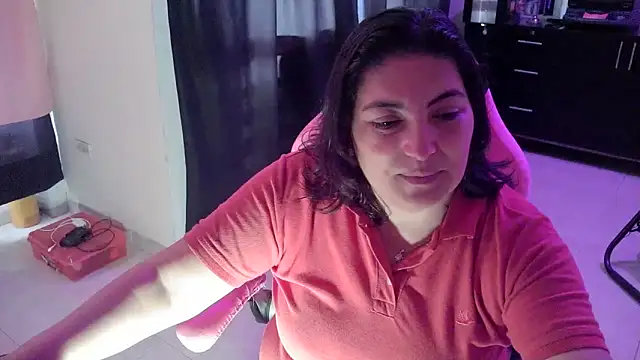 lina maria99 online show from 05/05/26, 03:53