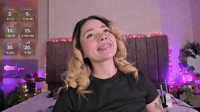 LanaMills  online show from 06/26/26, 04:39