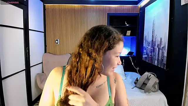 AphroditeSweet online show from 11/28/25, 01:36