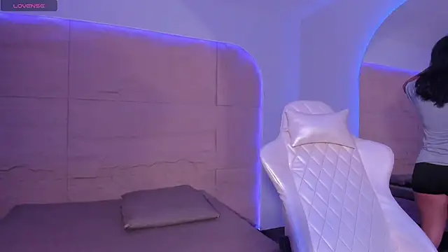 HannahMontgomery online show from 02/10/26, 04:33