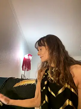 Chris06d22xh online show from 12/05/25, 09:00