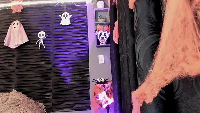 Snapshot of lu_styles_ chatting on 10/08/25, 09:45 lu styles  online show from 10/08/25, 09:45