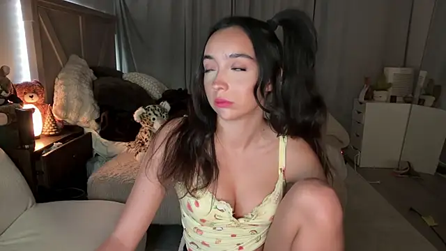 emmyfawn online show from 05/11/26, 06:30