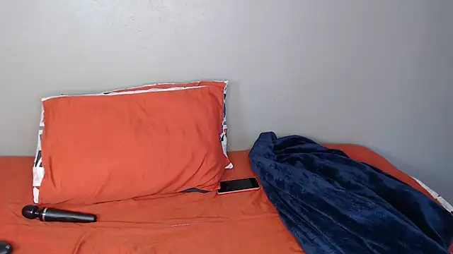 Snapshot of Lunalee chatting on 12/03/25, 09:18 Lunalee online show from 12/03/25, 09:18