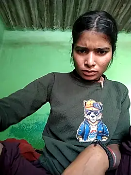 Snapshot of Hot_xxx12 chatting on 12/15/25, 03:44 Hot xxx12 online show from 12/15/25, 03:44