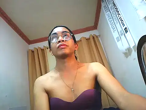 Snapshot of _karie chatting on 07/16/26, 04:51 karie online show from 07/16/26, 04:51