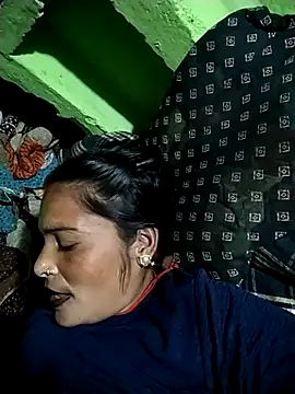 Snapshot of Hot_Kajal5 chatting on 10/22/25, 01:00 Hot Kajal5 online show from 10/22/25, 01:00