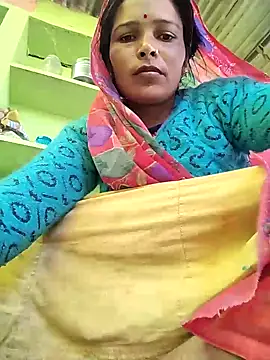 Snapshot of Hot_Kajal5 chatting on 11/18/25, 02:39 Hot Kajal5 online show from 11/18/25, 02:39