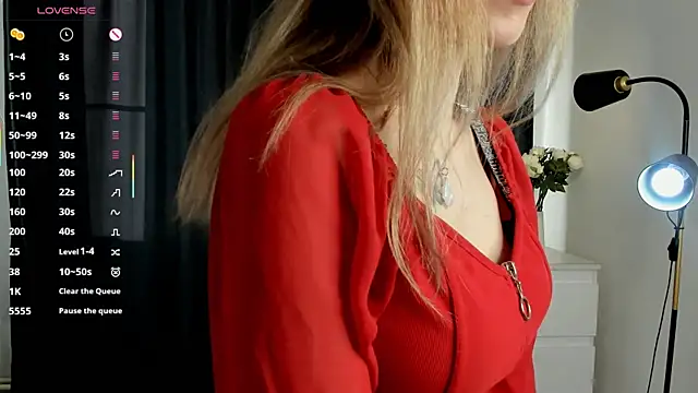 MarenRawicki online show from 11/23/25, 08:25