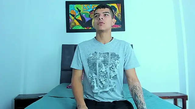 wyatt 3 online show from 11/24/25, 12:16