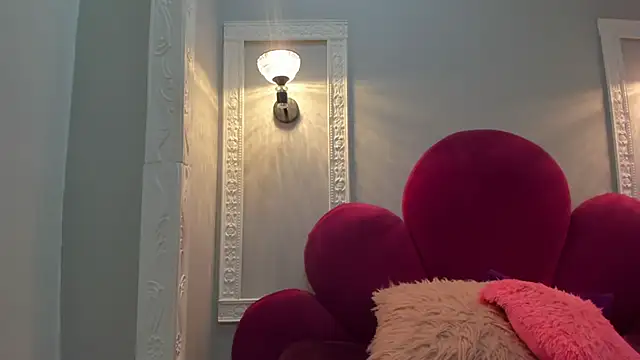 Saammy 17 online show from 10/22/25, 08:19