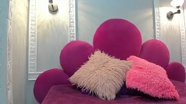 Saammy 17 online show from 10/25/25, 08:25