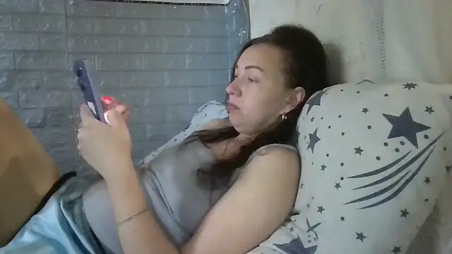 Snapshot of DanaNeon chatting on 06/29/26, 08:42 DanaNeon online show from 06/29/26, 08:42