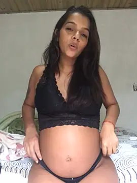 Snapshot of PatyPatriciaa chatting on 04/12/26, 02:44 PatyPatriciaa online show from 04/12/26, 02:44