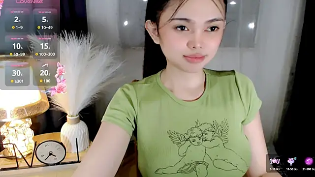 Snapshot of wildest_fantasy chatting on 07/04/26, 09:54 wildest fantasy online show from 07/04/26, 09:54