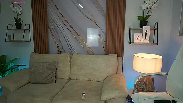 Snapshot of MilaCrave chatting on 10/02/25, 11:39 MilaCrave online show from 10/02/25, 11:39