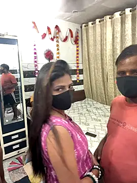 Snapshot of Cute_plak02 chatting on 10/17/25, 05:26 Cute plak02 online show from 10/17/25, 05:26