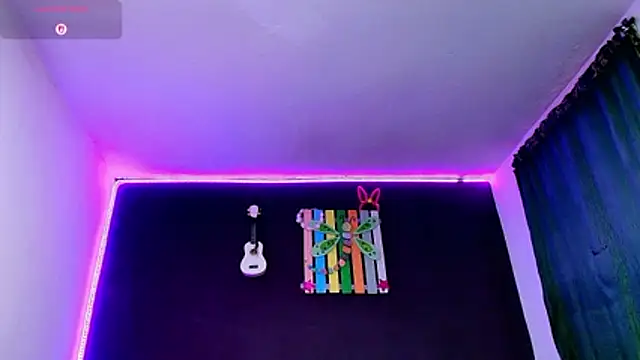 Snapshot of ingrid_zese_ chatting on 02/21/26, 05:47 ingrid zese online show from 02/21/26, 05:47