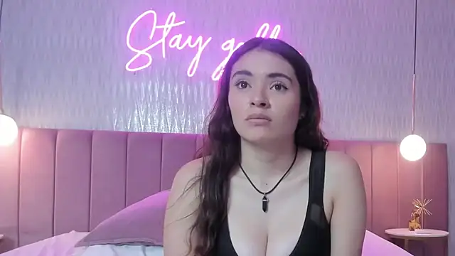 HANNA BASTIAN VC online show from 10/31/25, 07:53