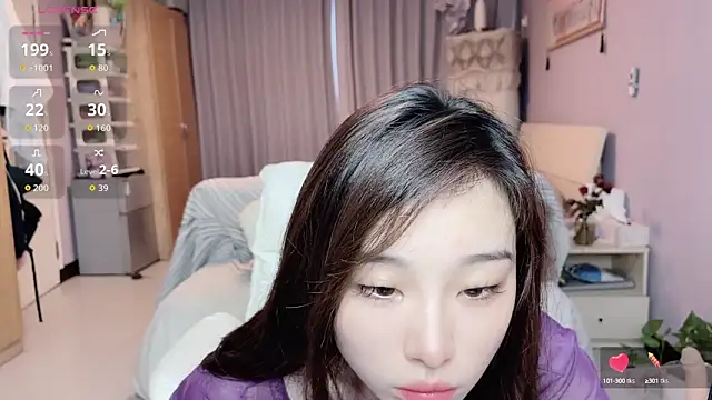 Y2Luvk online show from 10/10/25, 10:53