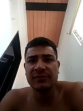 Snapshot of hoteder chatting on 11/13/25, 01:10 hoteder online show from 11/13/25, 01:10