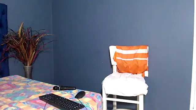 PrettyBoobsxx42 online show from 11/26/25, 05:47