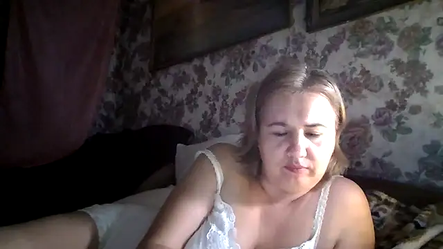 Snapshot of LustyyX chatting on 09/23/25, 11:08 LustyyX online show from 09/23/25, 11:08