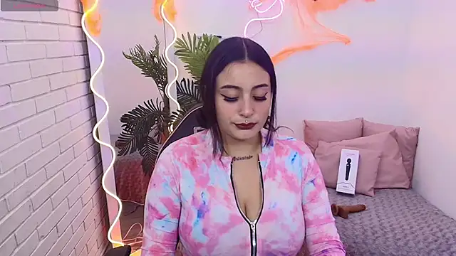Darling tay online show from 10/20/25, 03:29