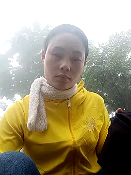 Snapshot of Ruaiuoi chatting on 02/09/26, 01:42 Ruaiuoi online show from 02/09/26, 01:42