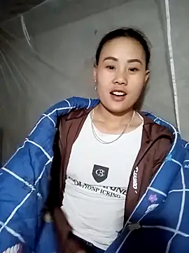 Snapshot of Ruaiuoi chatting on 03/14/26, 12:32 Ruaiuoi online show from 03/14/26, 12:32